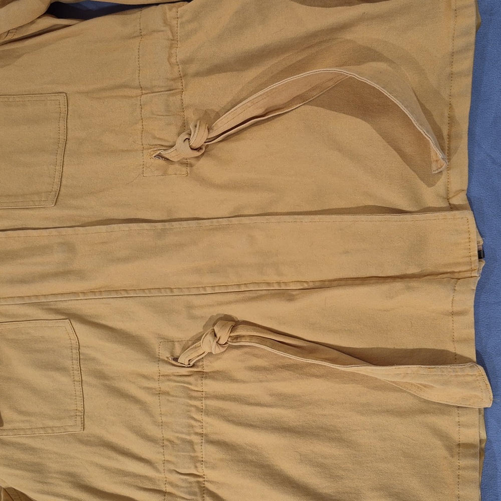 Lightweight Jacket - Picture 2 of 8